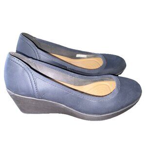 Croc Pumps Wedge Heel Women's Navy Blue Heel 2.5" Size 8 Slip On Comfort Shoes